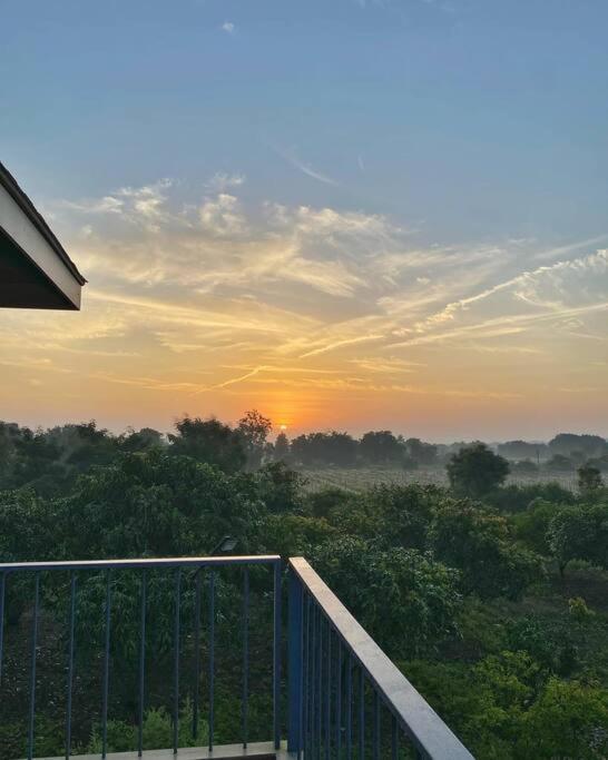 Shakuntala Farms - Rustic Farmstay With Modern Comforts Nashik Exterior foto